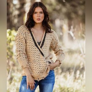 GIMMICKS BY BUCKLE METALLIC FALL SWEATER